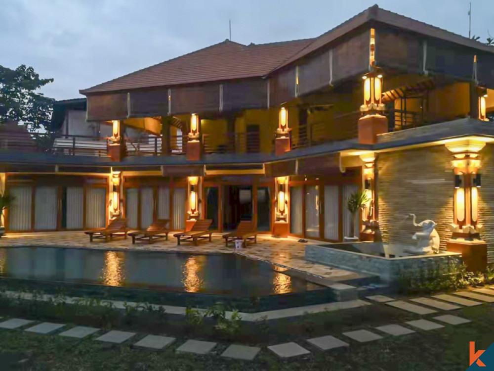 Villa Hak Milik Tradisional Unik Dijual di Singaraja