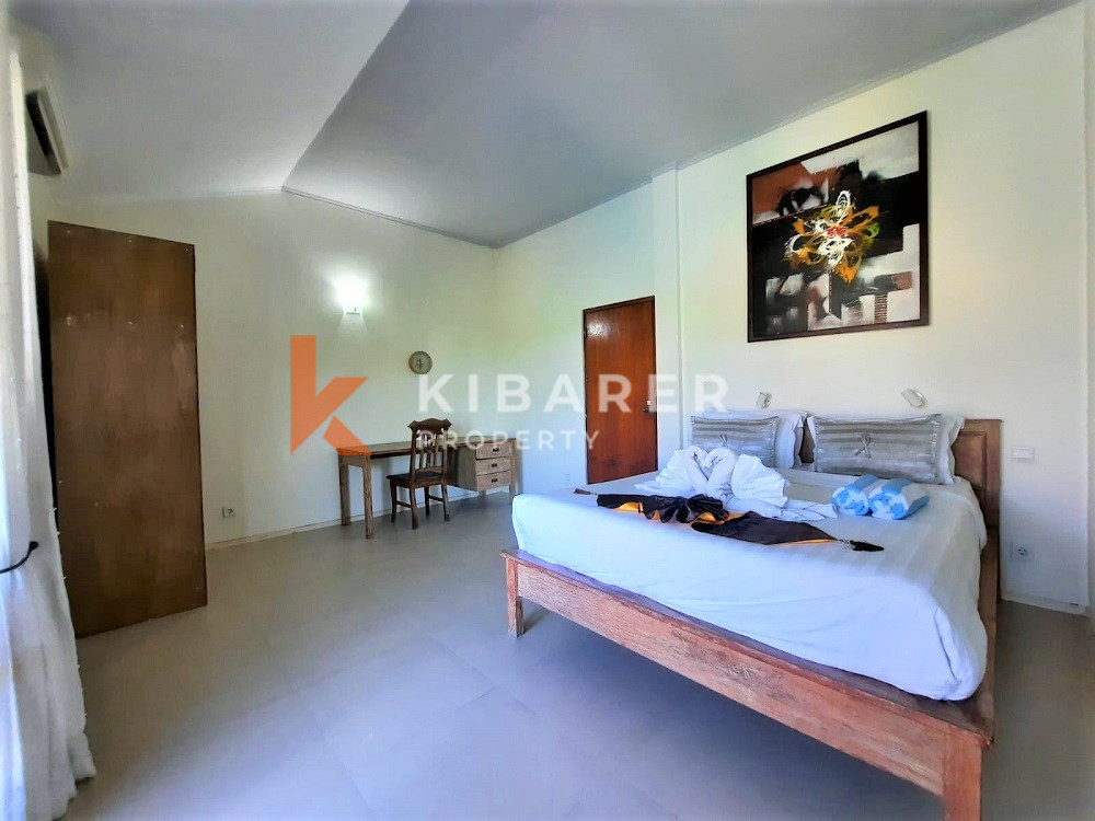 beautiful four bedroom enclosed living villa in center area of berawa canggu