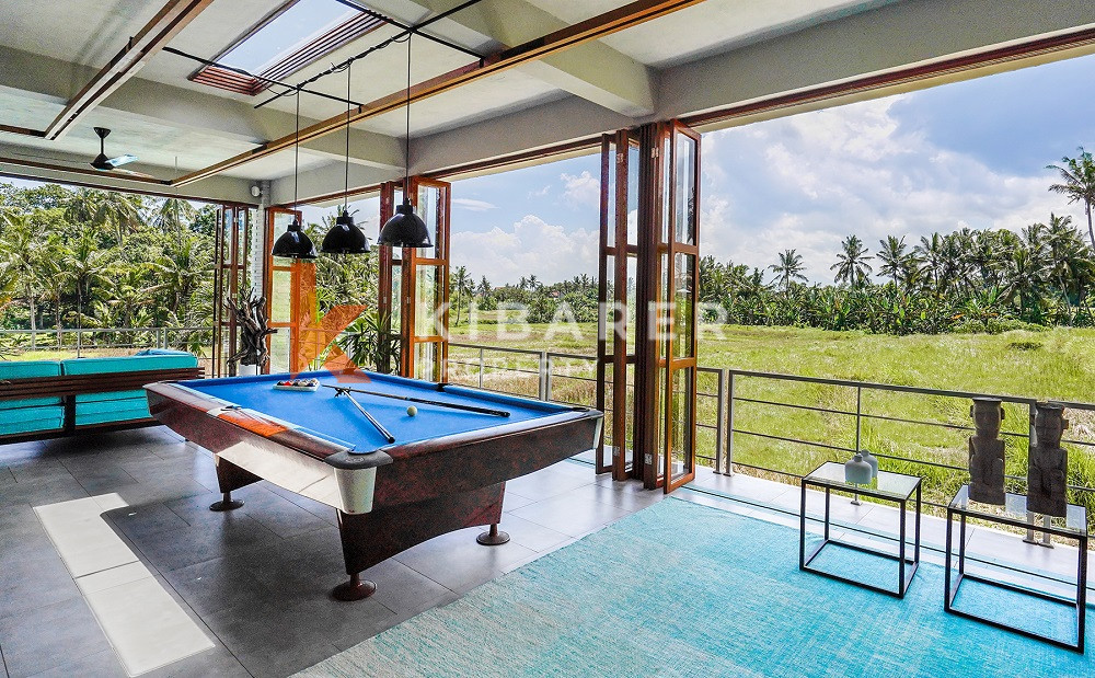 Ultimate Luxury and Spectacular Design Five Bedrooms Villa with Panoramic Views of Rice Fields In Tabanan