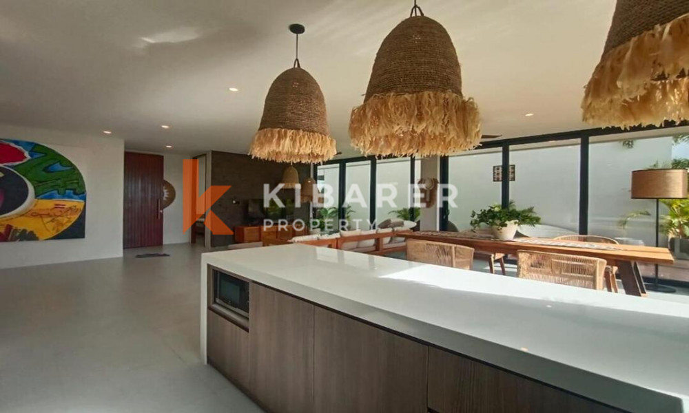 Modern Four Bedroom Villa with Enclosed Living In The Heart of Canggu