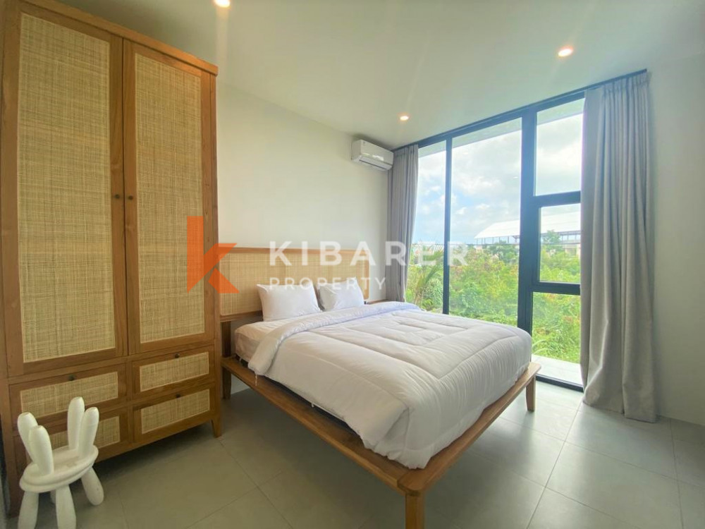 Modern Four Bedroom Villa with Enclosed Living In The Heart of Canggu