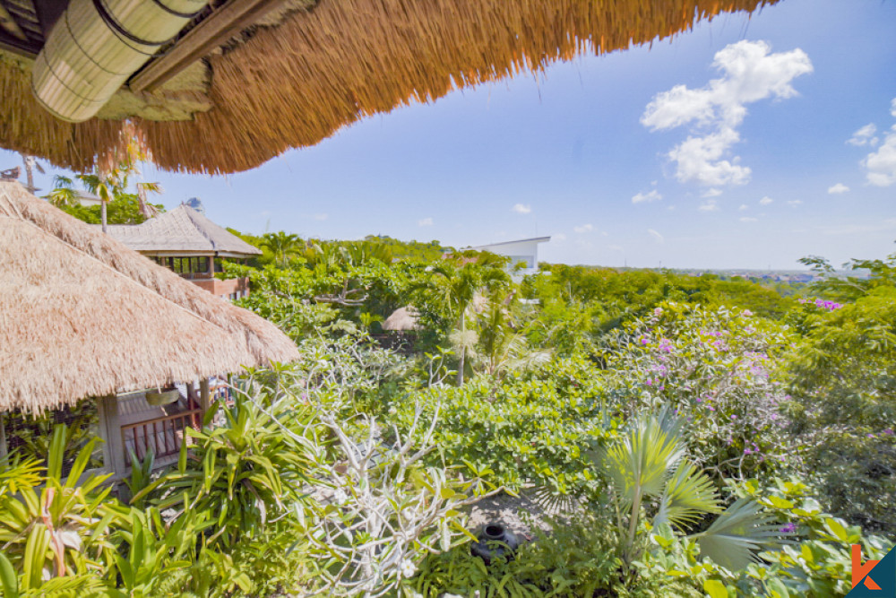 Élégante villa traditionnelle en pleine propriété à vendre à Jimbaran