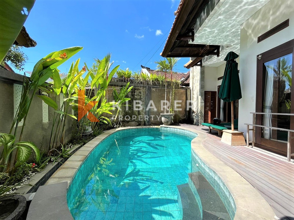 Classic Two Bedrooms Enclosed Living Villa In Seminyak(available on 24th august)