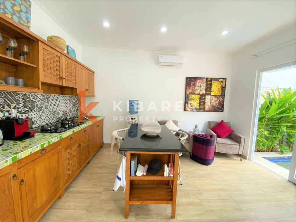 Cozy Two Bedroom Closed Living Room Villla Nestled in Sanur (Available on October 31th 2022)