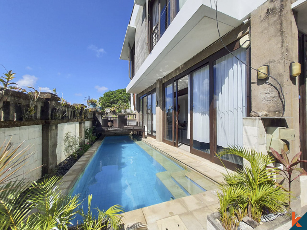 Villa confortable en pleine propriété avec vue sur l'océan à vendre à Balangan