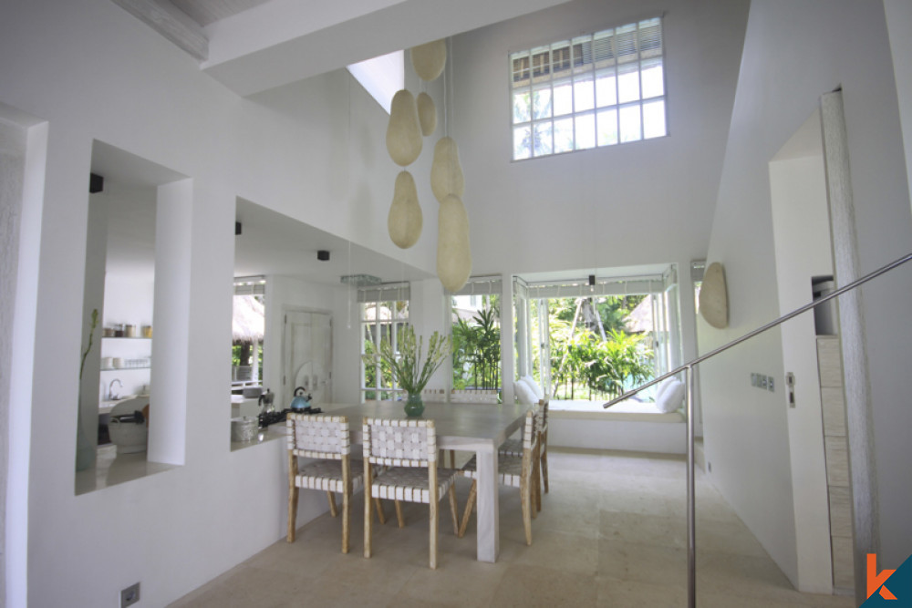 Tropical Three Bedrooms Villa for Lease in Ubud