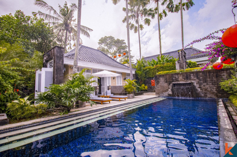 Gorgeous Stylish Freehold Villa with River View in Fashionable Tumbak Bayuh