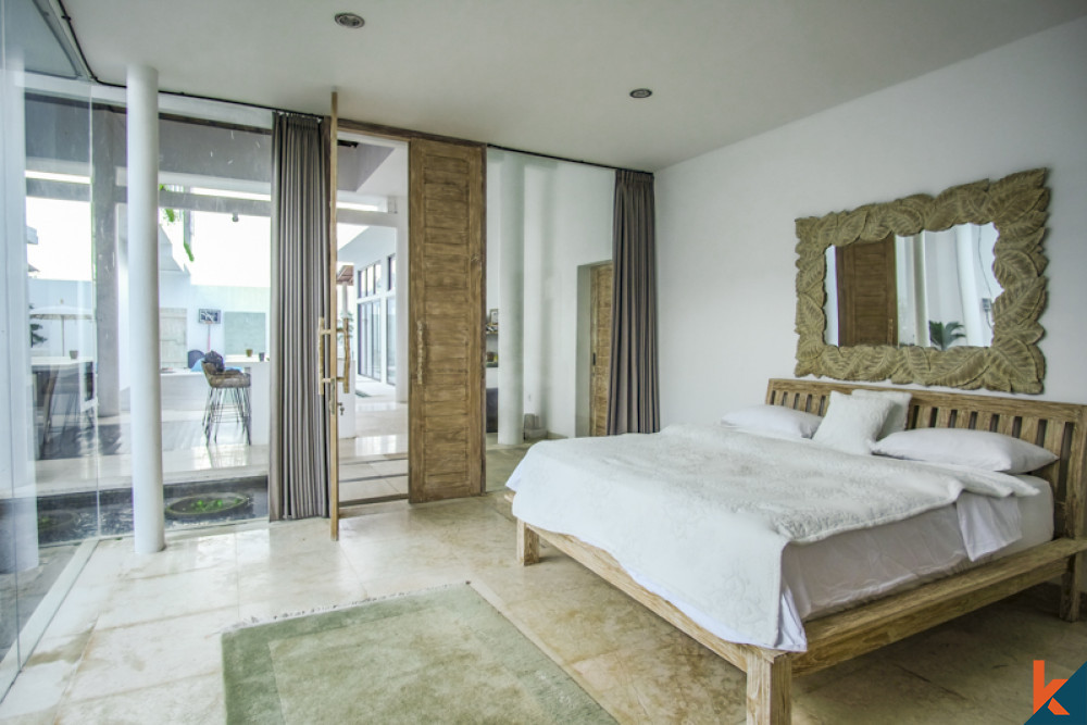Incroyable villa moderne de quatre chambres à louer à Bumbak