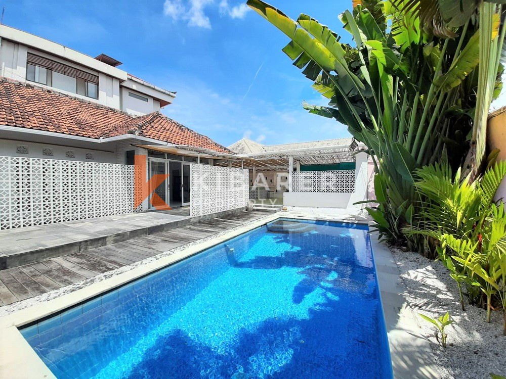 Luxurious Five Bedrooms Freehold Villa for Sale in Canggu