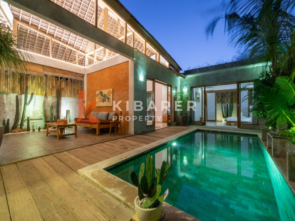 Beautiful Two Bedroom Rustic Villa with Tropical Garden Set in Jimbaran