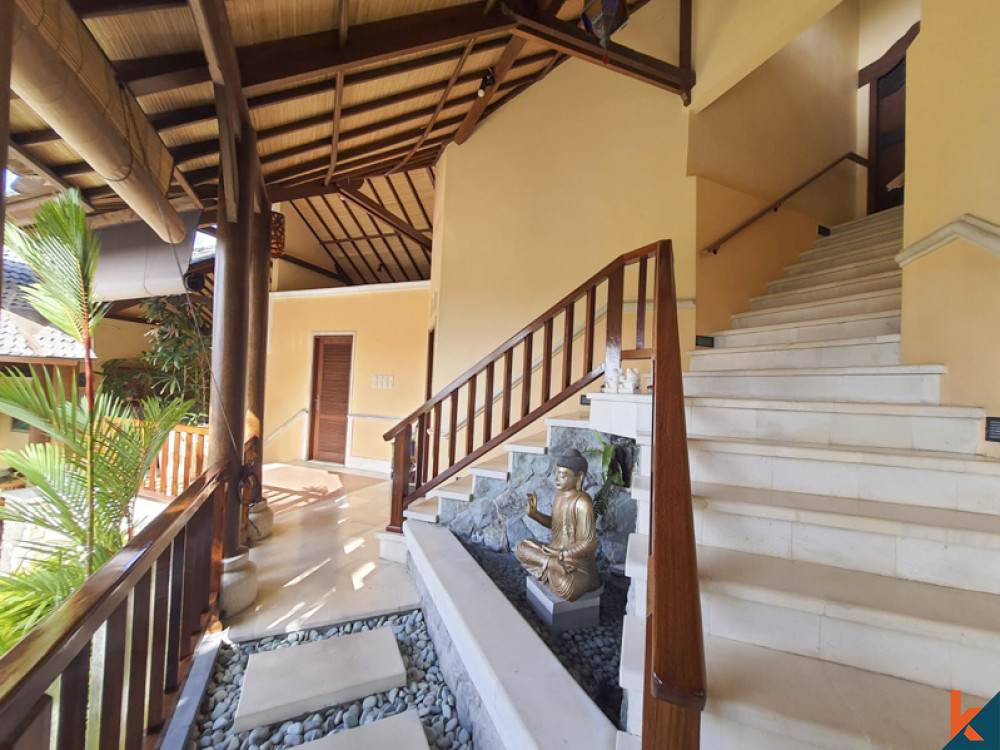 Hilltop Property with 180° Degree Ocean View for Sale in Uluwatu