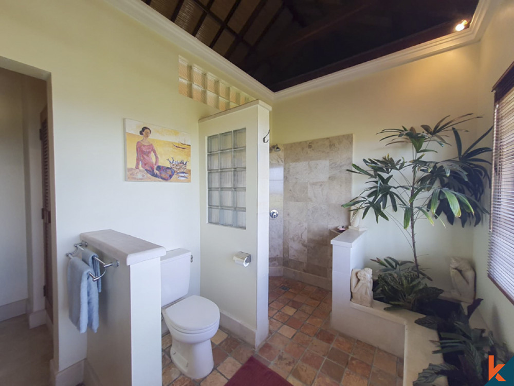 Hilltop Property with 180° Degree Ocean View for Sale in Uluwatu