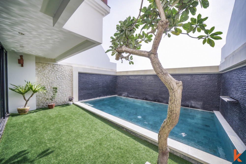 Modern Stylish Three Bedrooms Villa for Sale in Canggu