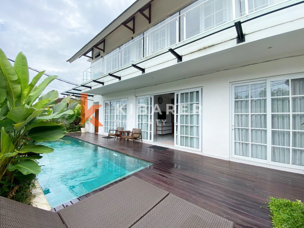 Luxurious Five Bedrooms Freehold Villa for Sale in Canggu