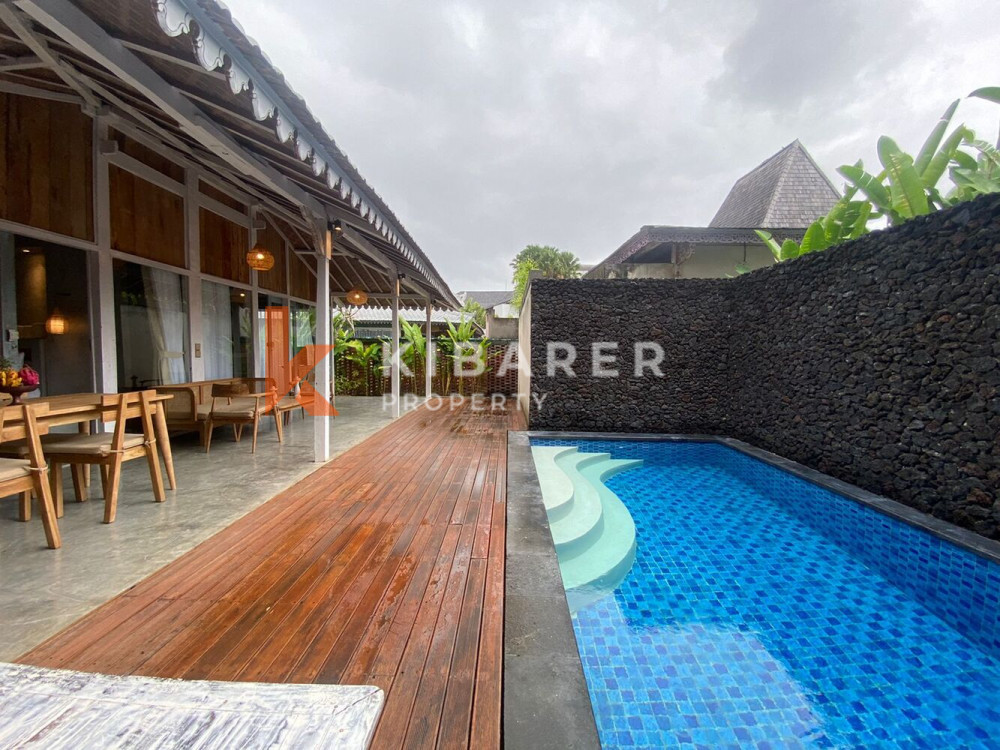 Two Bedroom Complex Villa With Private Pool Nestled in Batu Belig
