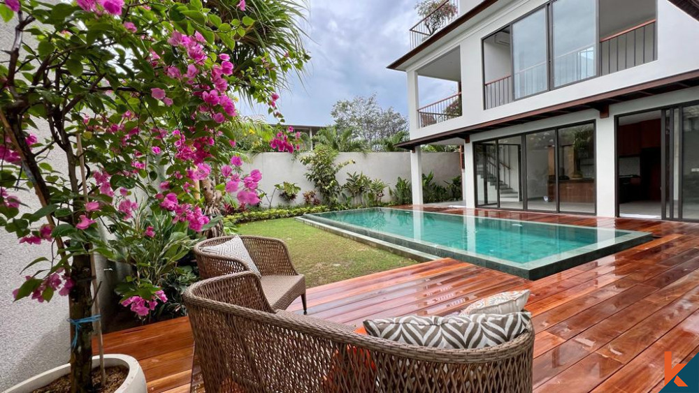 Cozy 3 Bedroom Freehold Villa in Jimbaran for Sale