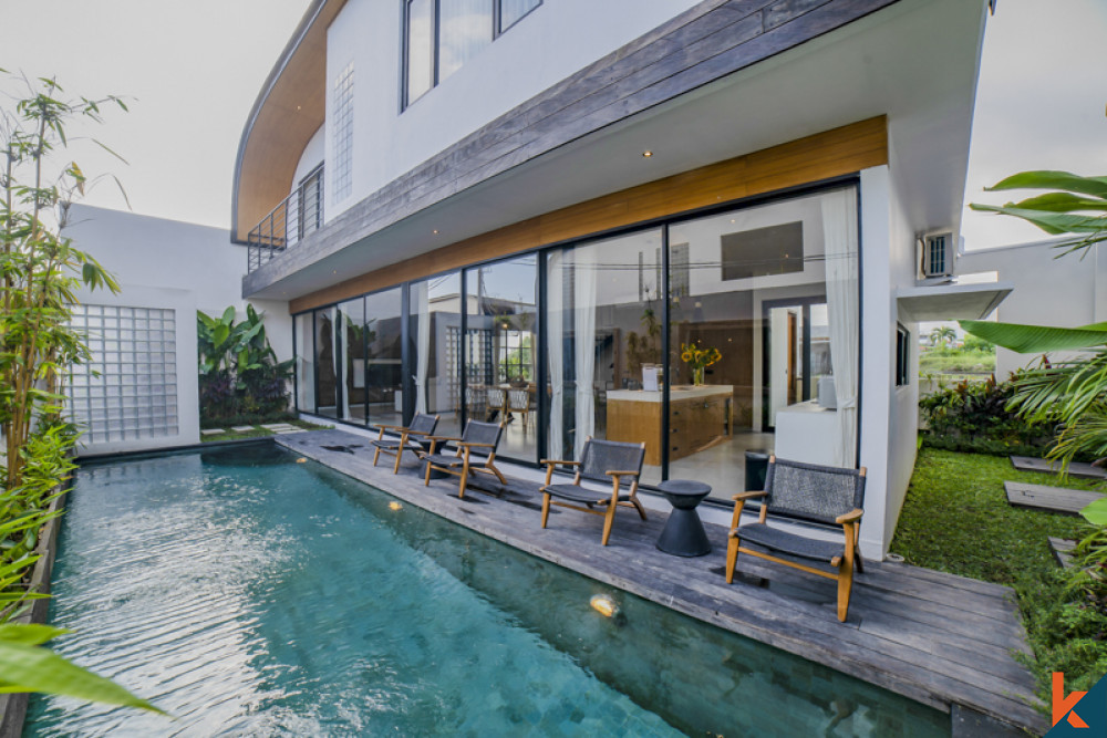 Luxurious Five Bedrooms Freehold Villa for Sale in Canggu