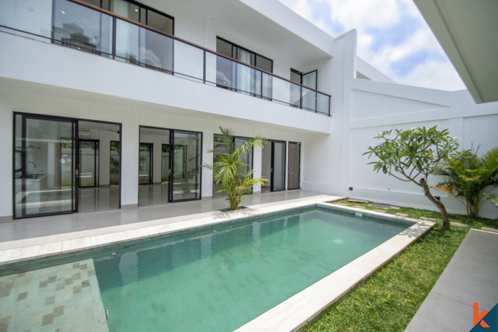 Twin Brand New Villa with Long Lease Near the Beach
