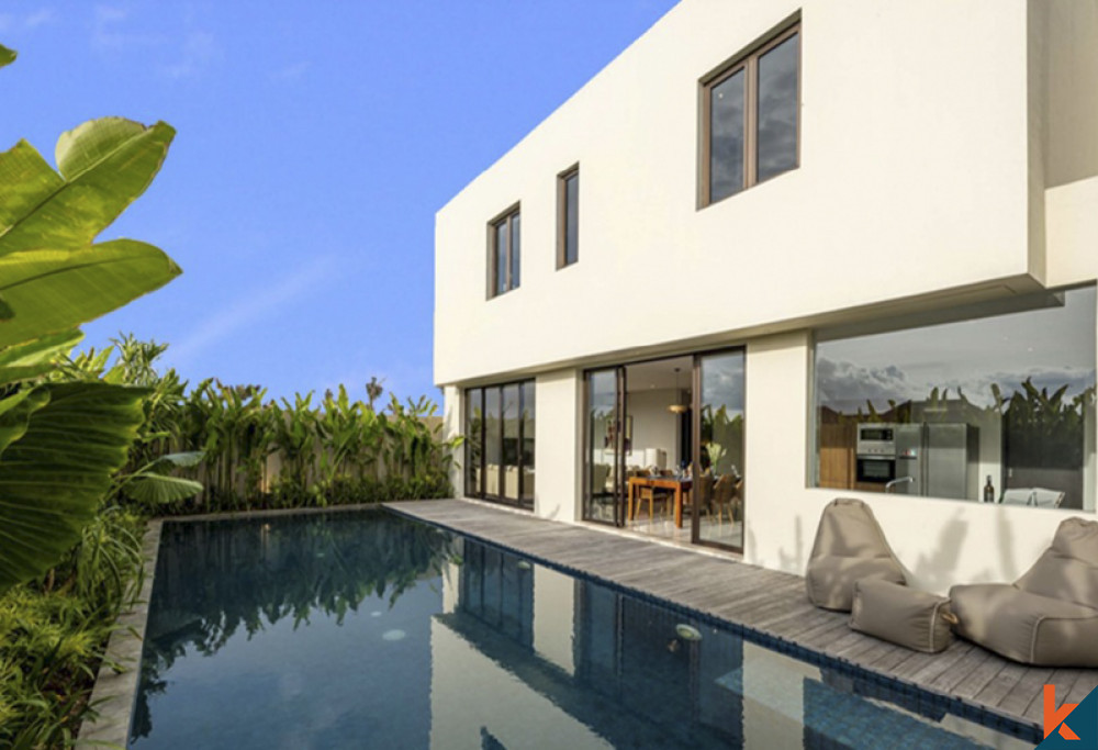 Luxurious Five Bedrooms Freehold Villa for Sale in Canggu