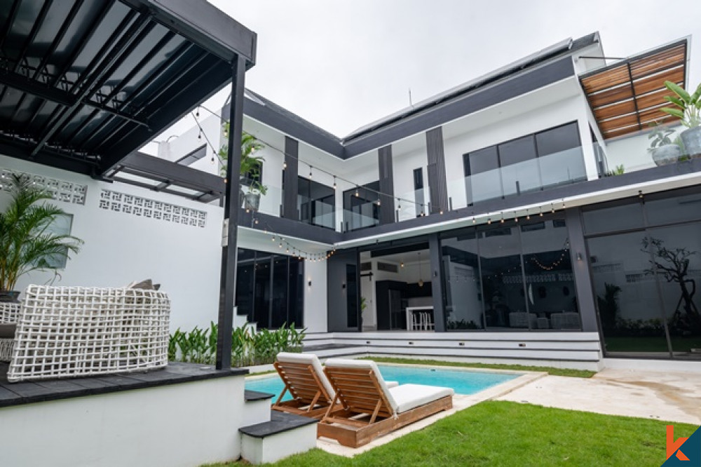 Spacious Modern 3 Bedroom Villa in Canggu for Sale