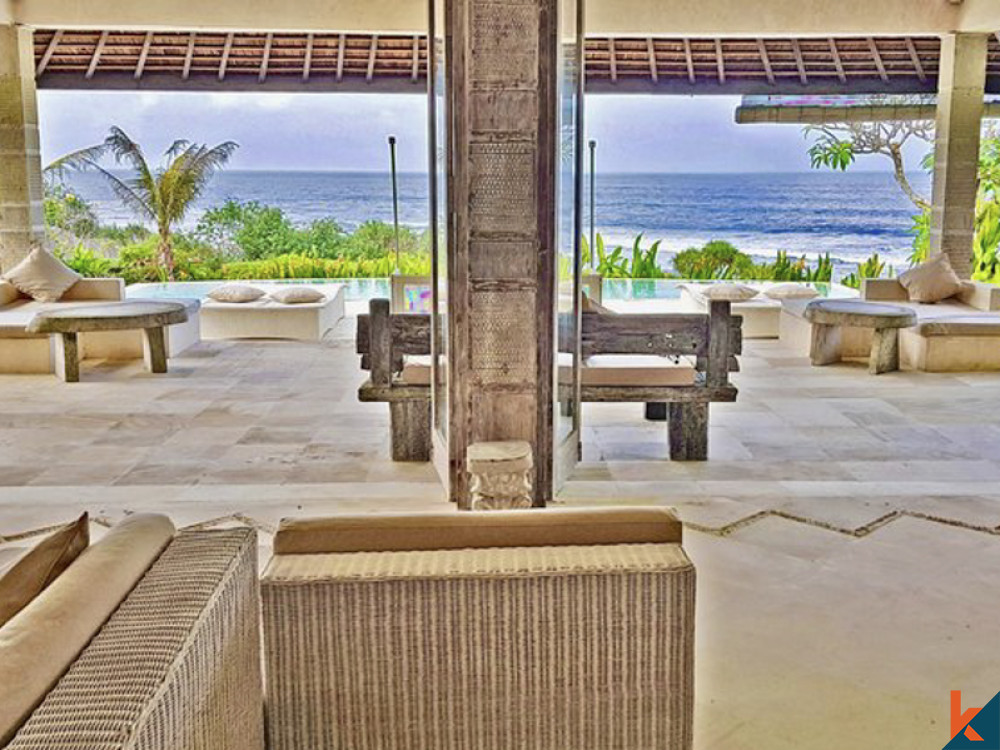 Absolute Beachfront Villas with Amazing View for Lease