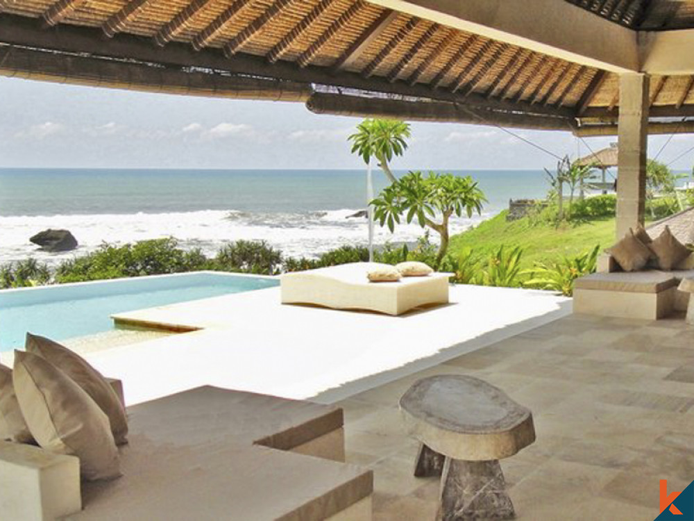 Absolute Beachfront Villas with Amazing View for Lease