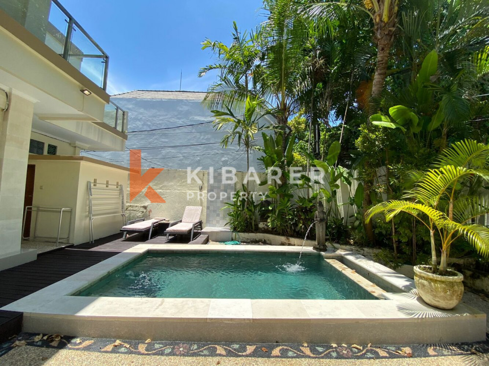 Charming Three Bedroom Enclosed Living Villa in Seminyak Area