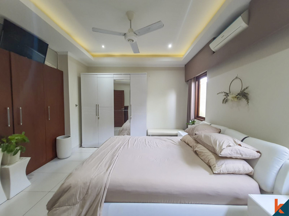 Dua Vila Terhubung yang Indah untuk Disewakan di Sanur