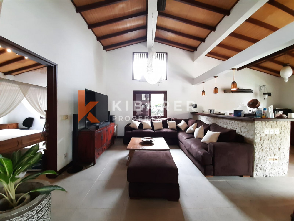 Stunning Five Bedroom Villa located in peaceful Canggu area