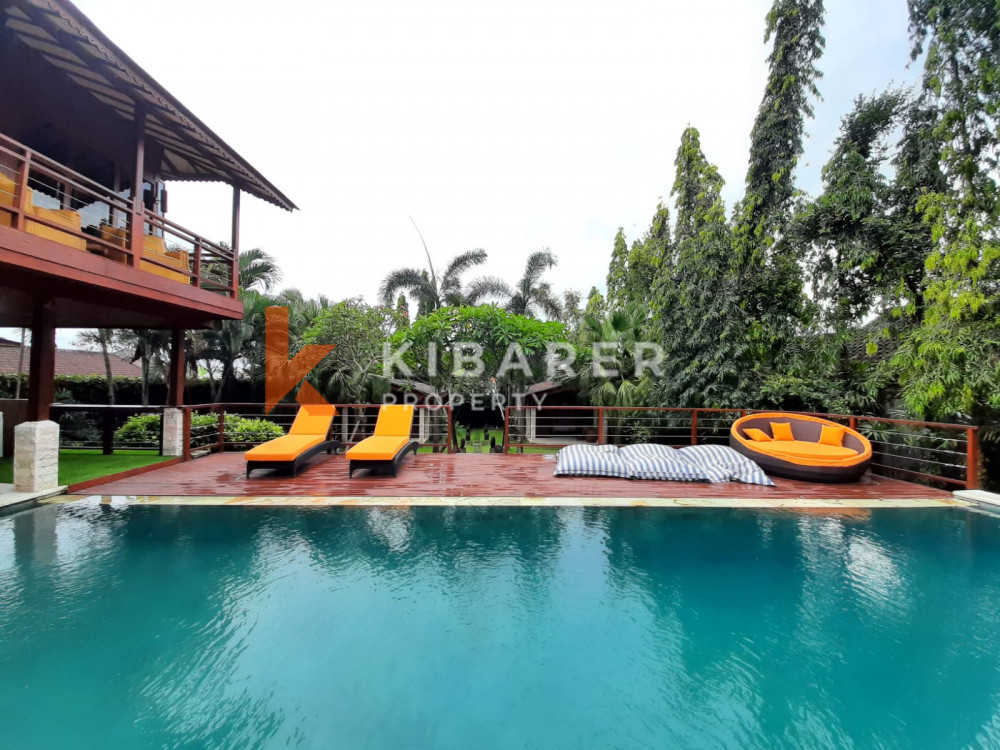 Stunning Five Bedroom Villa located in peaceful Canggu area