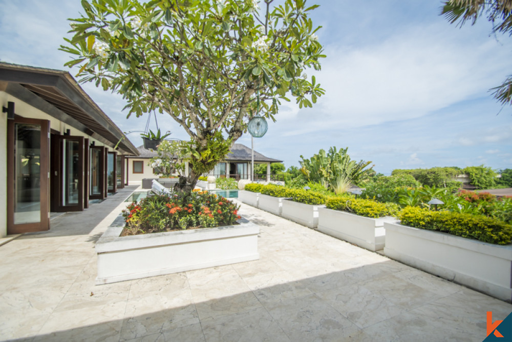 Villa de luxe en pleine propriété avec vue sur l'océan à Ungasan