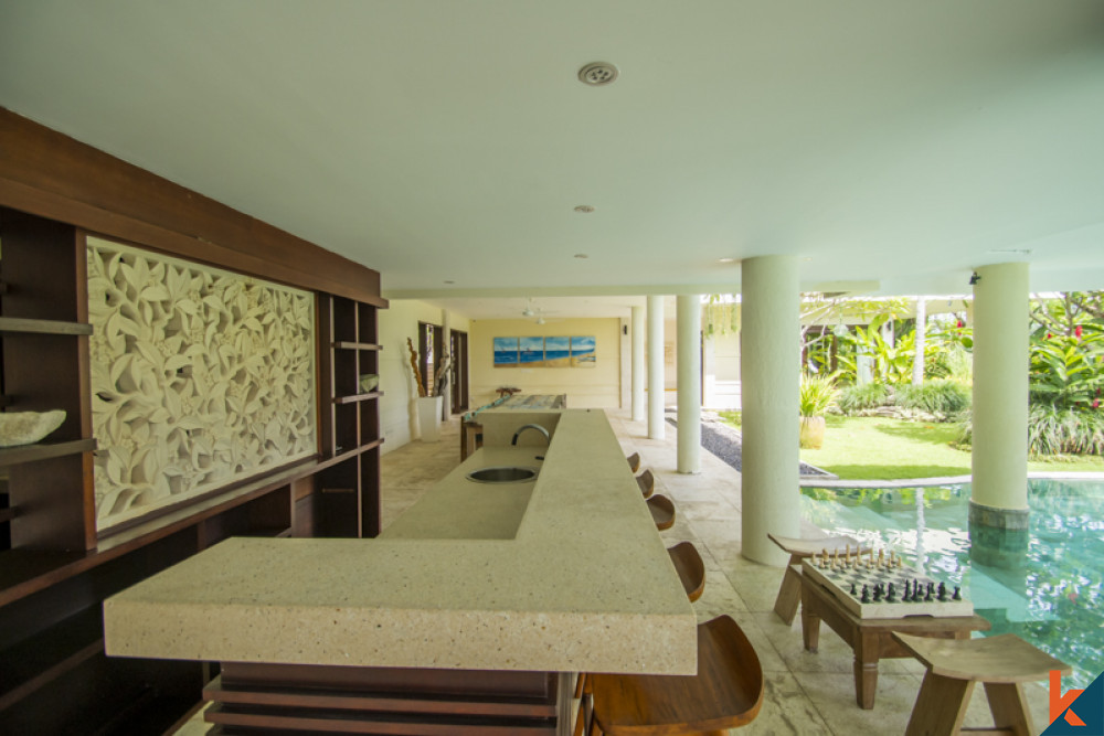 Luxury Freehold Villa with Ocean View in Ungasan
