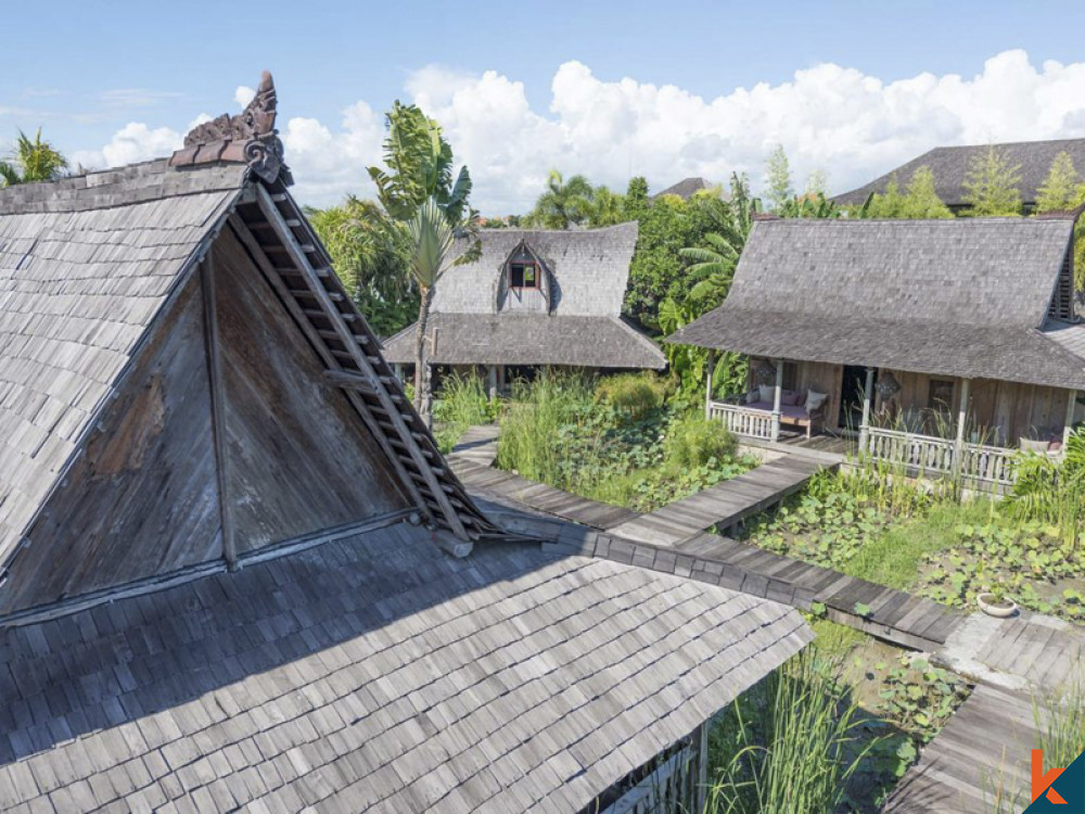 Villa Tradisional Mewah Disewa Di Dekat Pantai