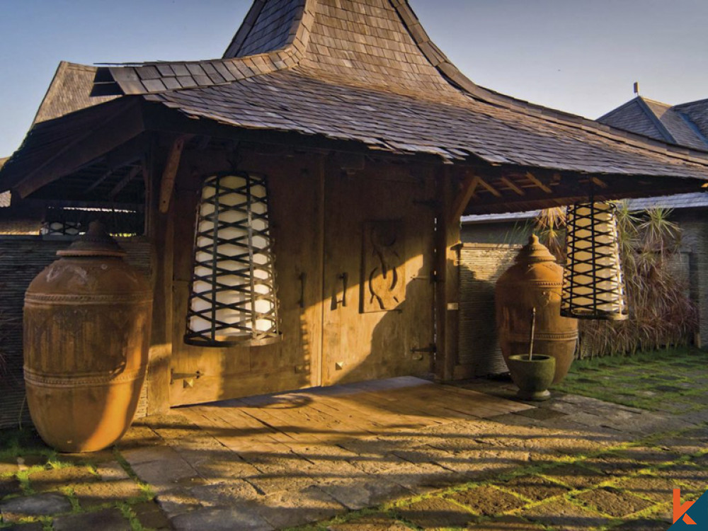 Villa Tradisional Mewah Disewa Di Dekat Pantai