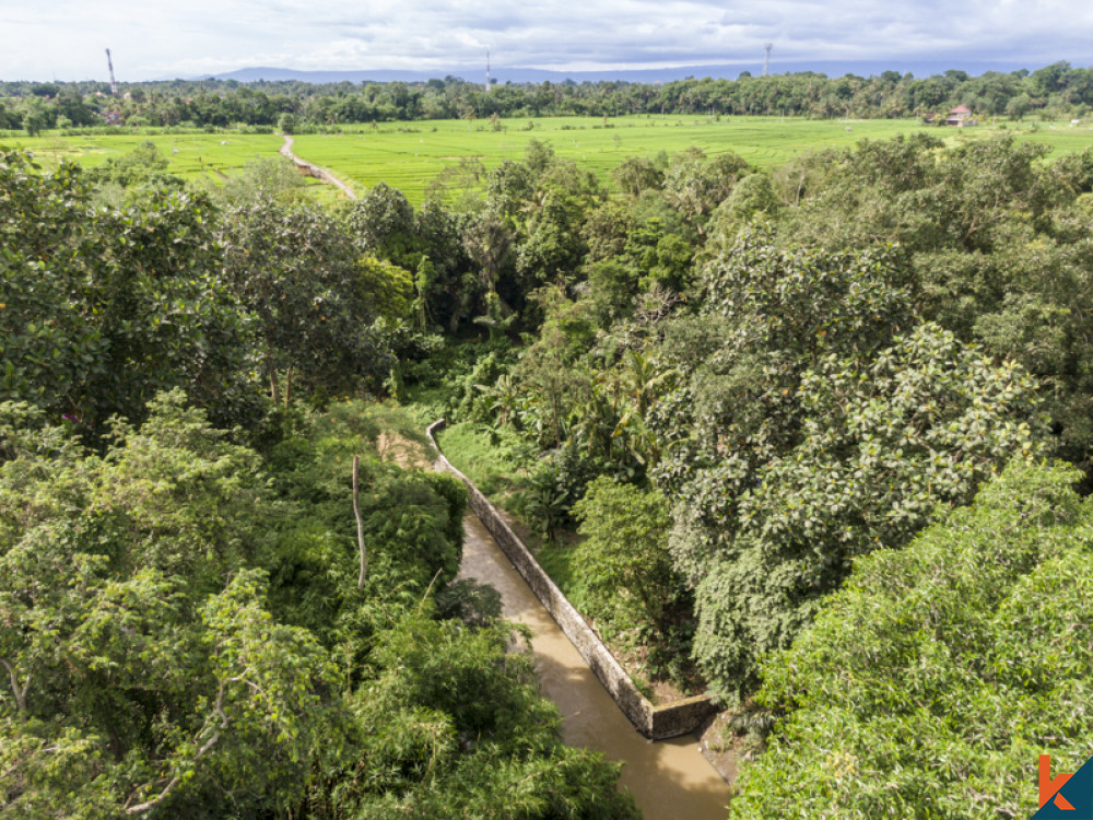 Unique Riverside Leasehold Land