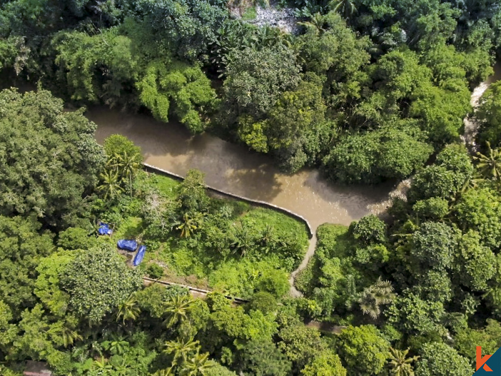 Unique Riverside Leasehold Land