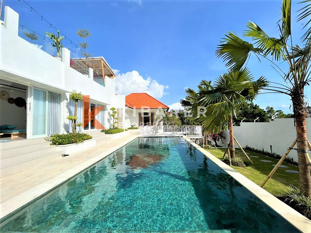 Amazing Brand New Four Bedrooms Enclosed Living Villa With View In Padonan (AVAILABLE 01 APR 2026)