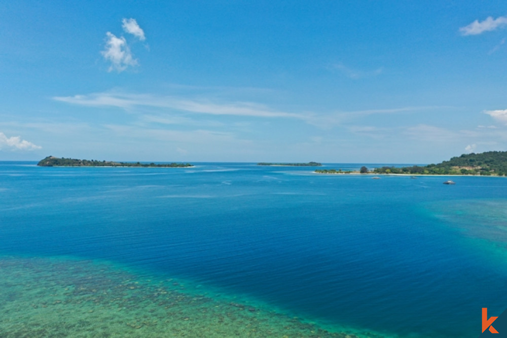 Lahan Pinggir Pantai Langka di Gili Gede