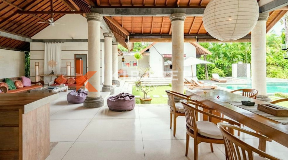 Superbe villa de quatre chambres située à Umalas (sera disponible le 1er mars 2023)