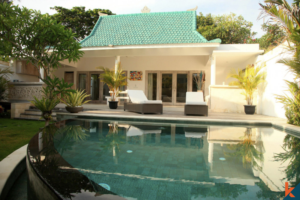 Domaine de Trois Villas Près de la Plage à Sanur