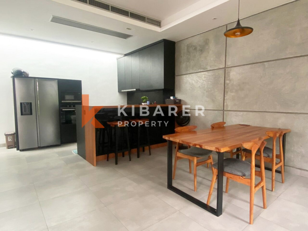 Modern Five Bedroom Enclosed Living Villa Situated in Jimbaran