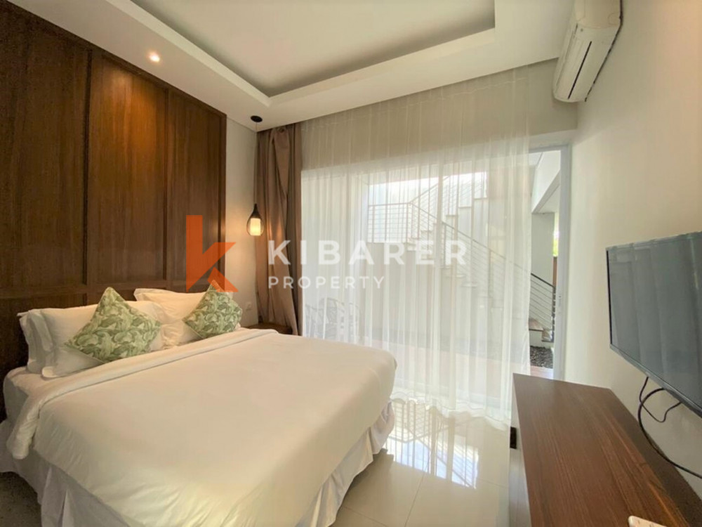 Vila Bayview Tiga Kamar Tidur yang Indah dengan Ruang Tamu Tertutup di Nusa Dua