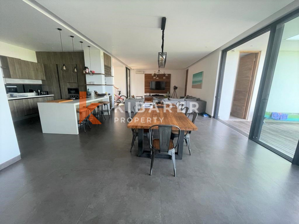 Gorgeous Three Bedroom + Mezzanine Villa with rice field view in Cemagi ( minimum 3 months rental )