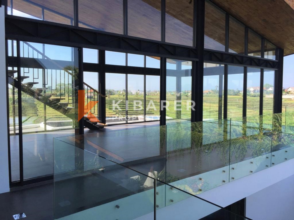 Gorgeous Three Bedroom + Mezzanine Villa with rice field view in Cemagi ( minimum 3 months rental )