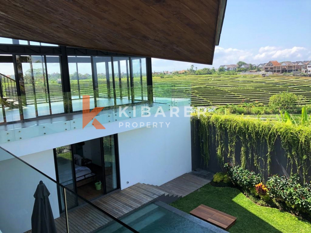 Gorgeous Three Bedroom + Mezzanine Villa with rice field view in Cemagi ( minimum 3 months rental )