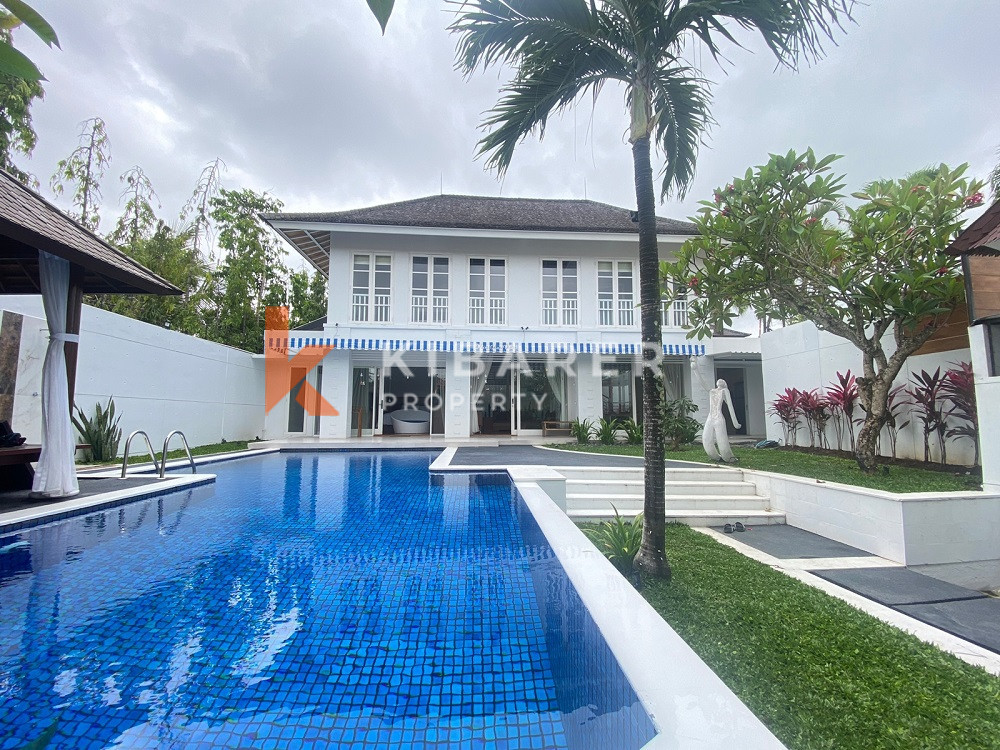 Gorgeous Three Bedroom Villa situated in quiet Umalas area (available on July 2024)