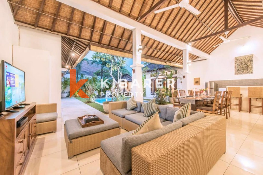 Amazing Three Bedroom Open Living Villa Terletak Di Lokasi Utama Seminyak