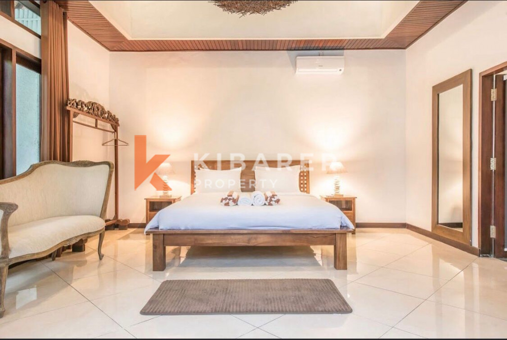 Amazing Three Bedroom Open Living Villa Terletak Di Lokasi Utama Seminyak