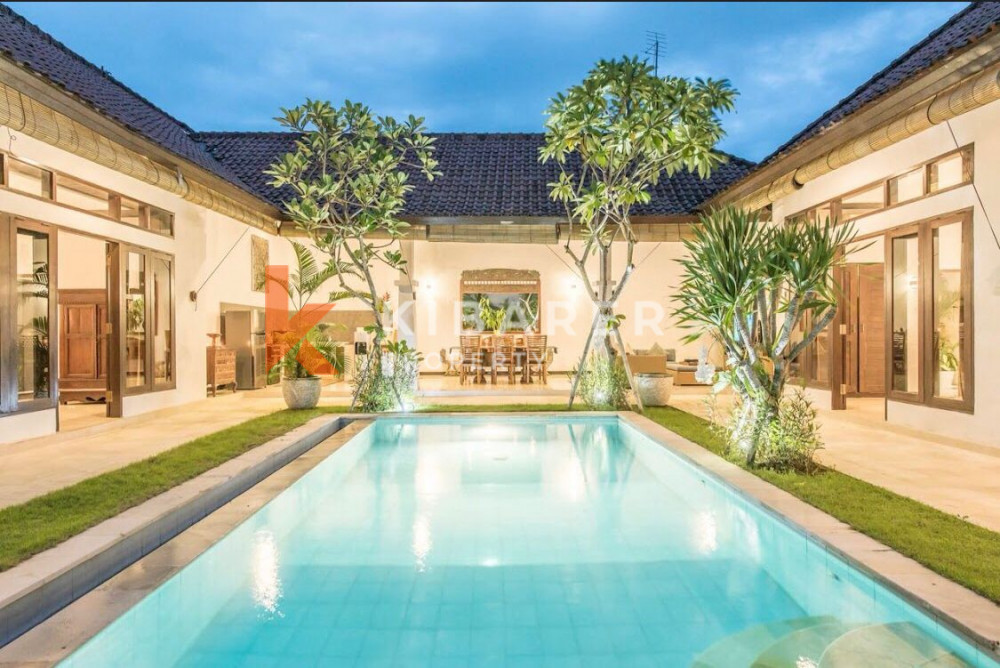 Amazing Three Bedroom Open Living Villa Terletak Di Lokasi Utama Seminyak