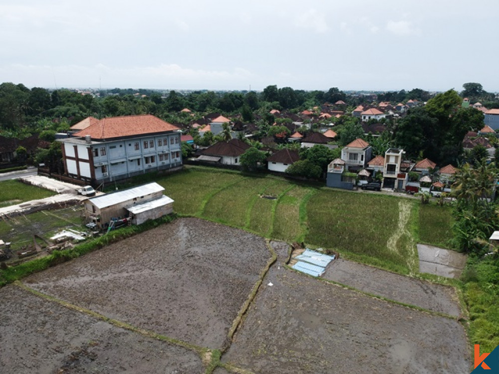 Nice Plot with Ricefield View and Peaceful Neighborhood in Tumbak Bayuh for Sale